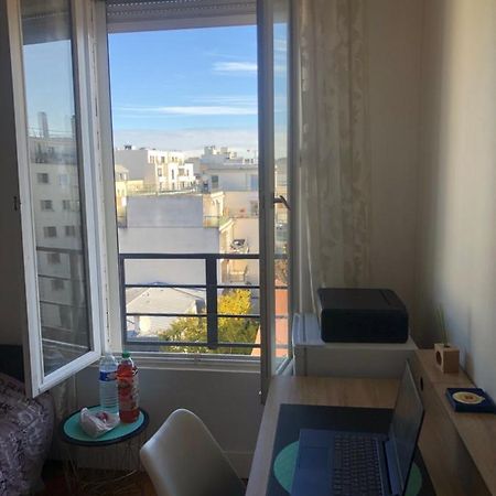 Appartement Tres Calme A 10Mn De Paris - Woman & Couples Only Courbevoie Dış mekan fotoğraf