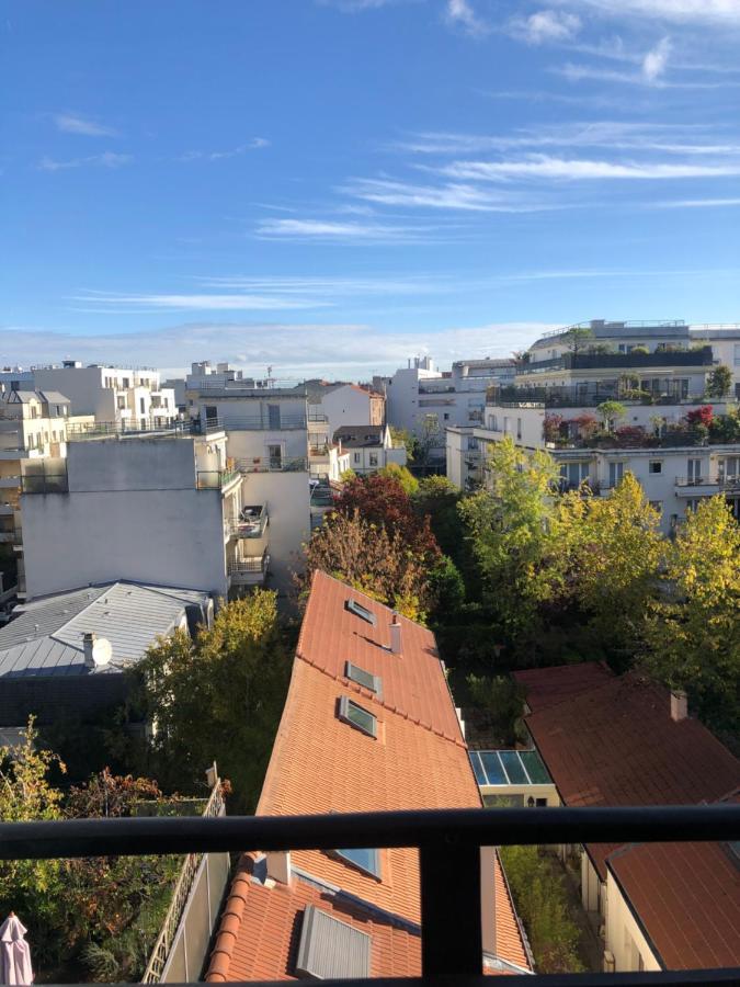 Appartement Tres Calme A 10Mn De Paris - Woman & Couples Only Courbevoie Dış mekan fotoğraf