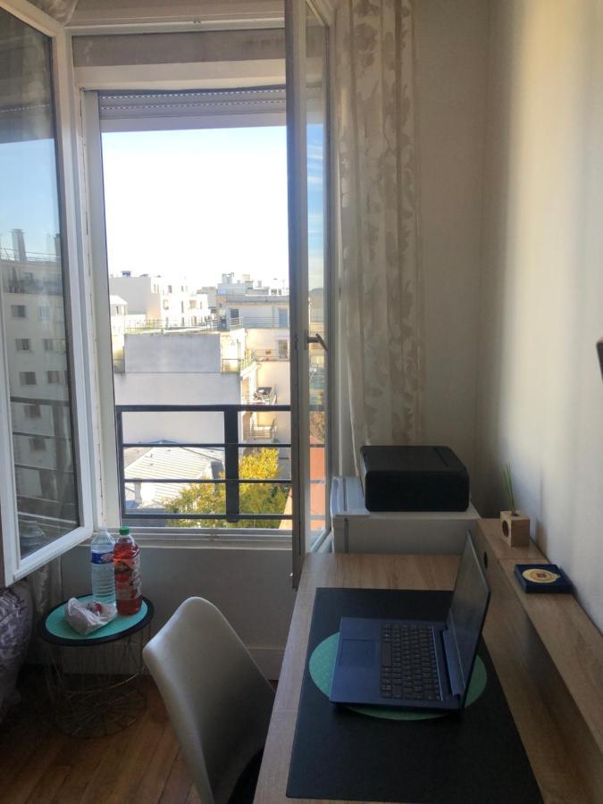 Appartement Tres Calme A 10Mn De Paris - Woman & Couples Only Courbevoie Dış mekan fotoğraf