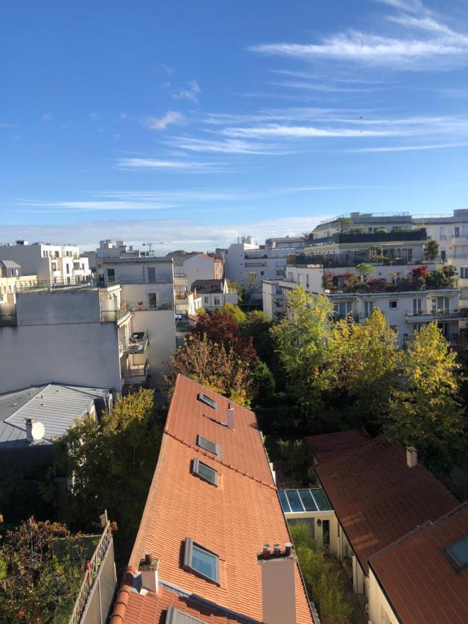 Appartement Tres Calme A 10Mn De Paris - Woman & Couples Only Courbevoie Dış mekan fotoğraf